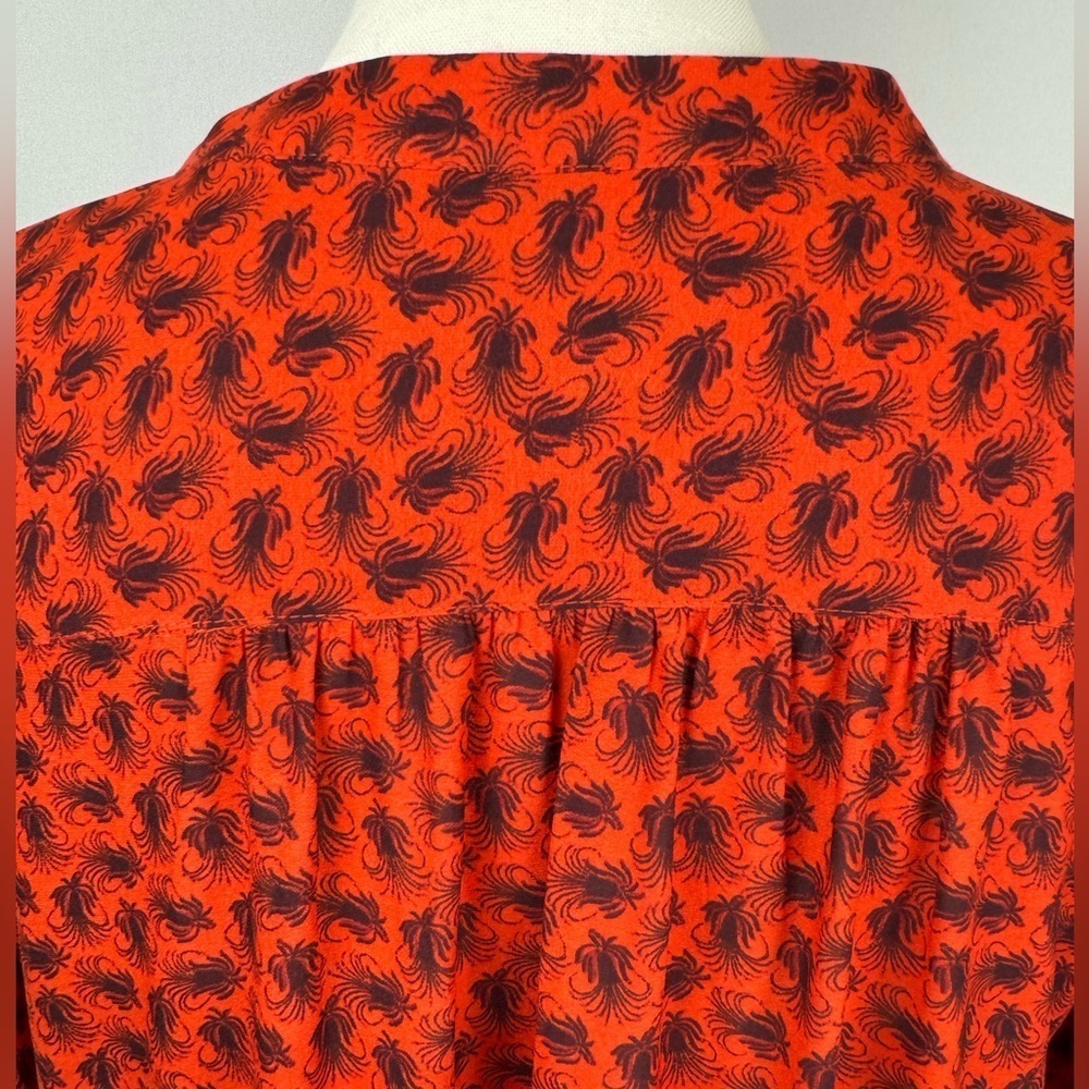 Treasure & Bond Long Sleeve Peasant Blouse Lightweight Red V-neck Medium Flowy - Picture 9 of 11